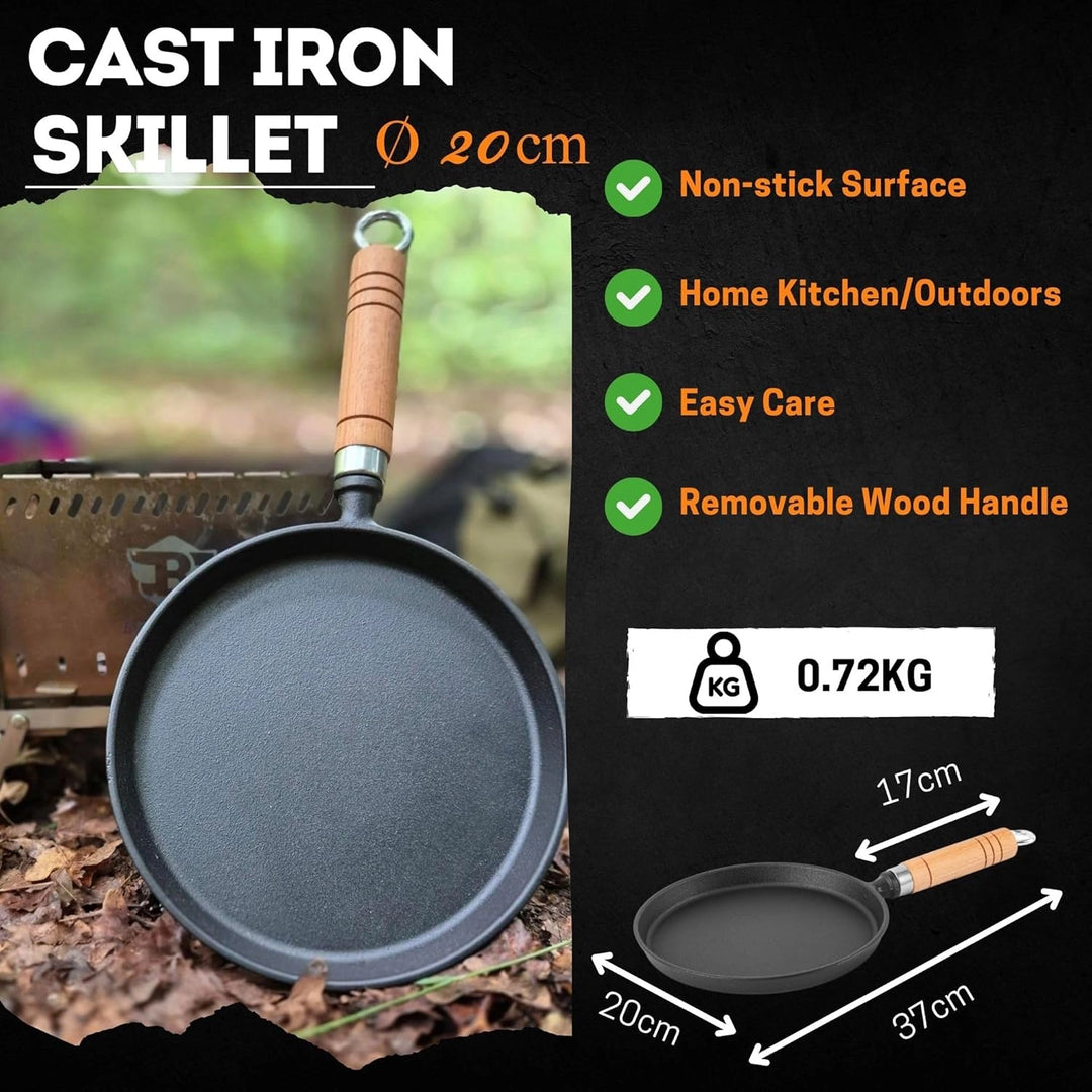 Cast iron frying pan 20cm with wooden handle